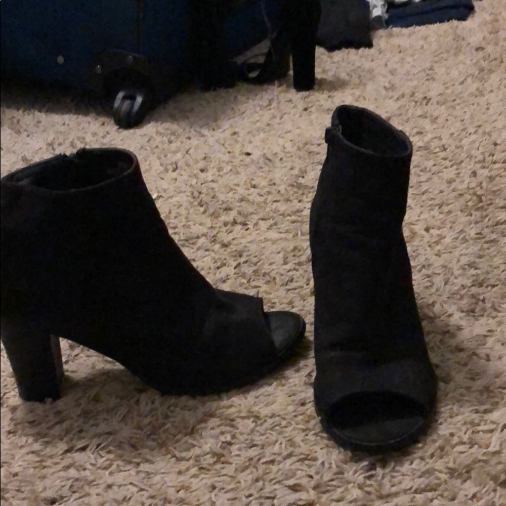 Black open toed heels